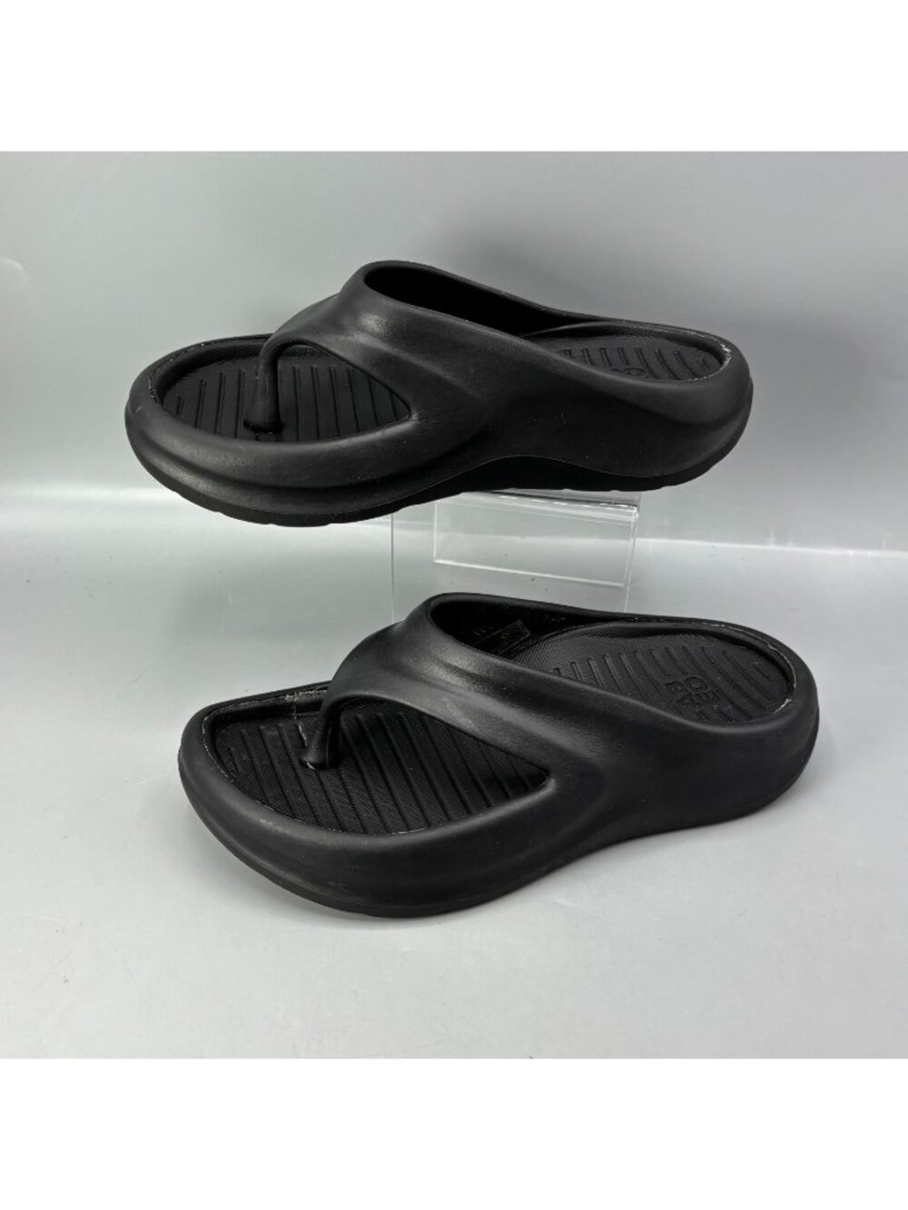 Abeo Galaxy Thong Sandals Womens 6 Black Platform Cushioning Flip Flop Comfort